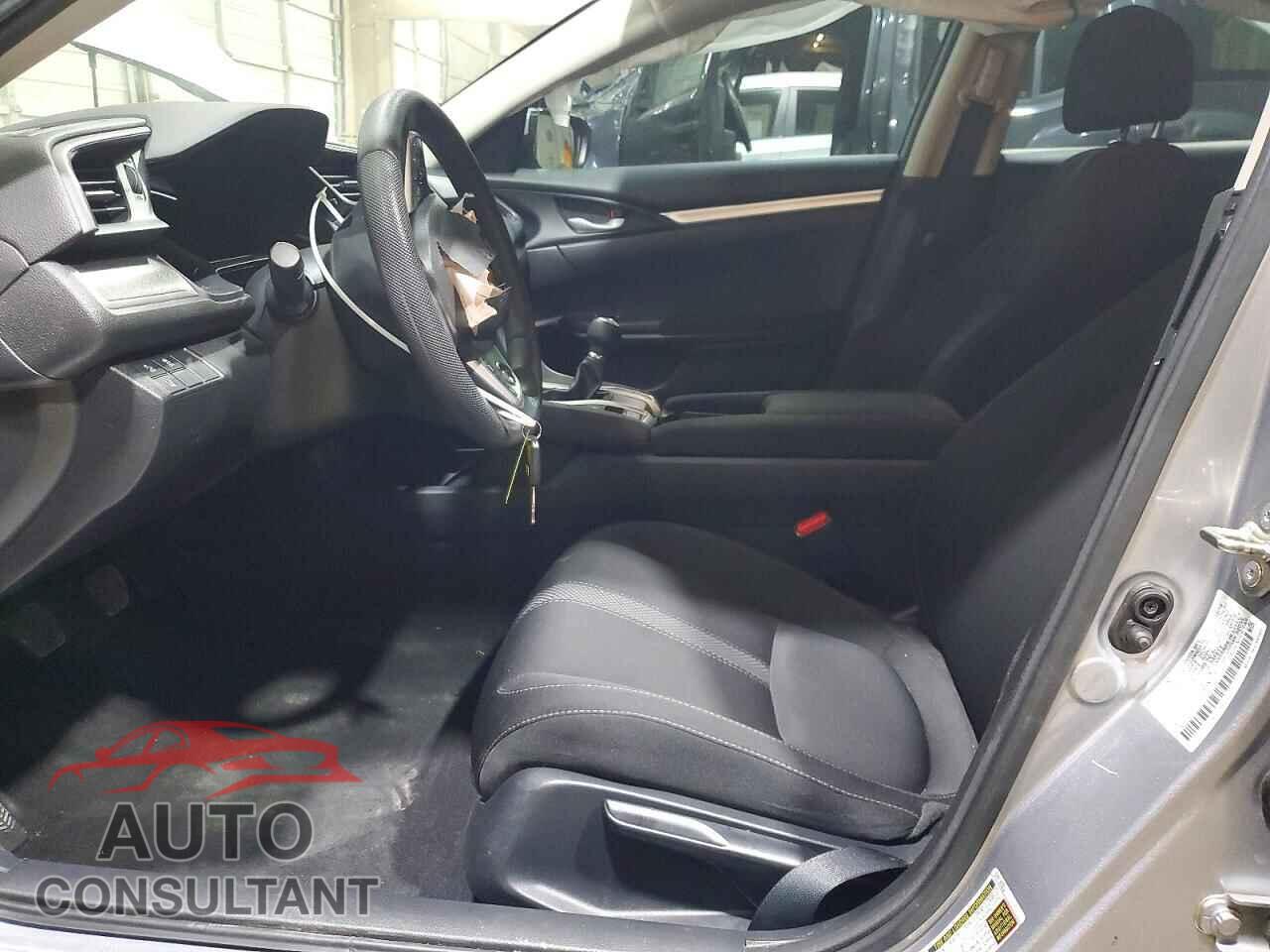 HONDA CIVIC 2019 - 2HGFC2E60KH605629