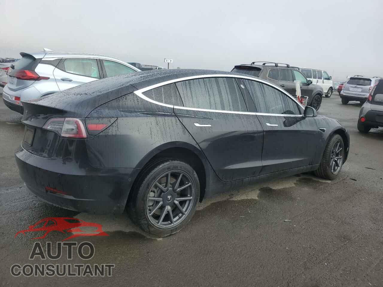 TESLA MODEL 3 2019 - 5YJ3E1EA4KF399098