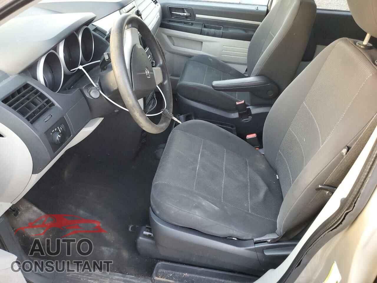 DODGE CARAVAN 2009 - 2D8HN44E89R651561