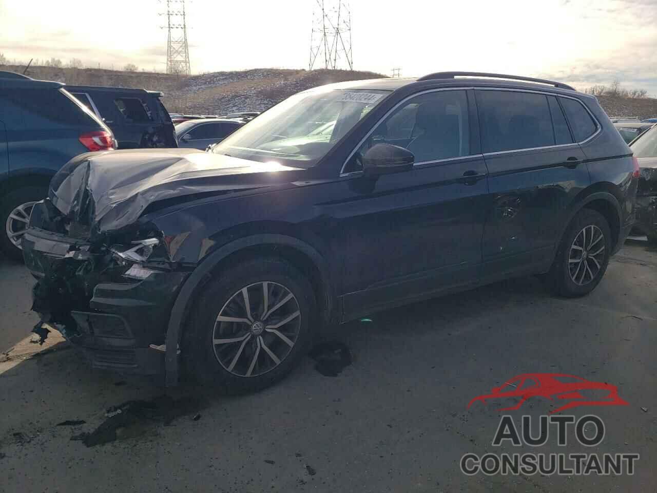 VOLKSWAGEN TIGUAN 2019 - 3VV2B7AX0KM050471