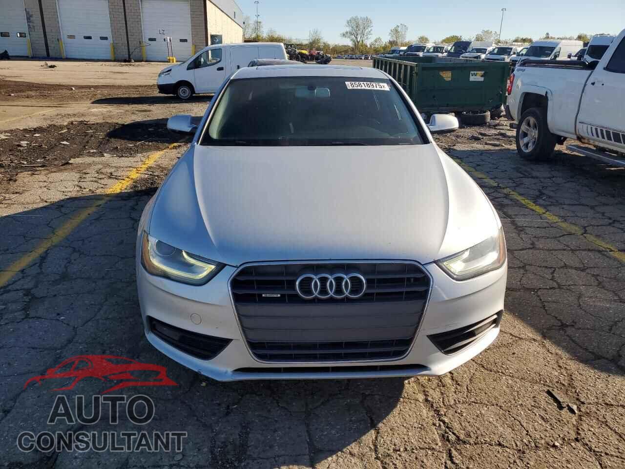 AUDI A4 2013 - WAUFFAFL6DN036894