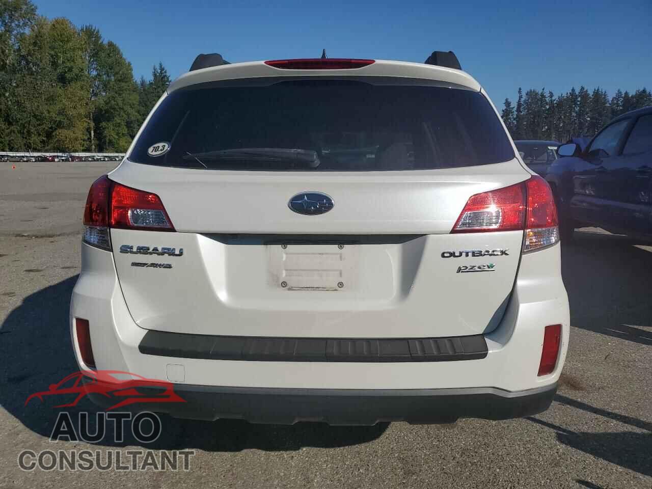 SUBARU OUTBACK 2014 - 4S4BRBLC5E3281150