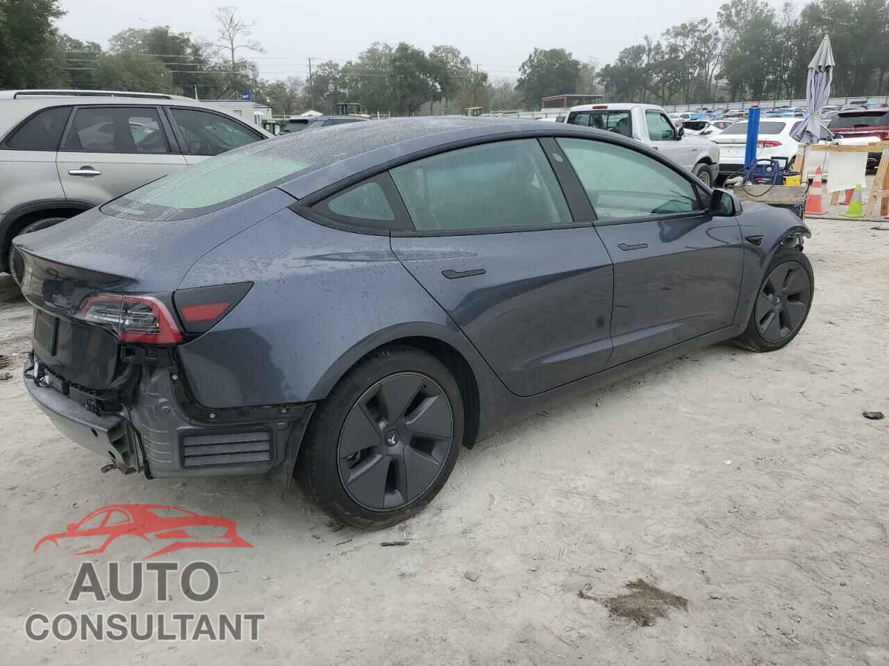 TESLA MODEL 3 2023 - 5YJ3E1EA4PF413492
