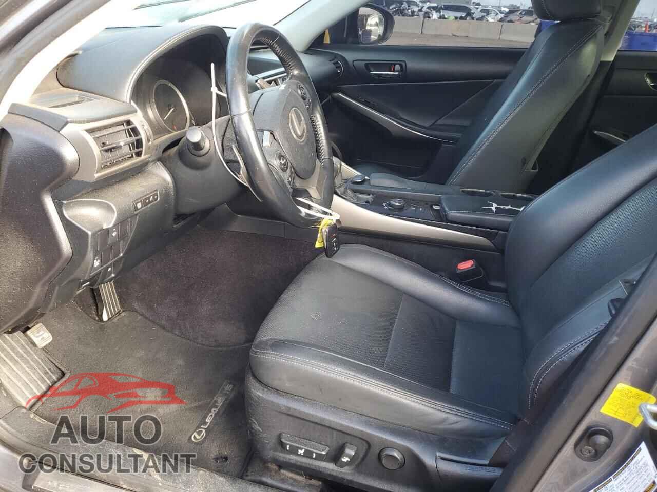 LEXUS IS 2014 - JTHCF1D2XE5012758