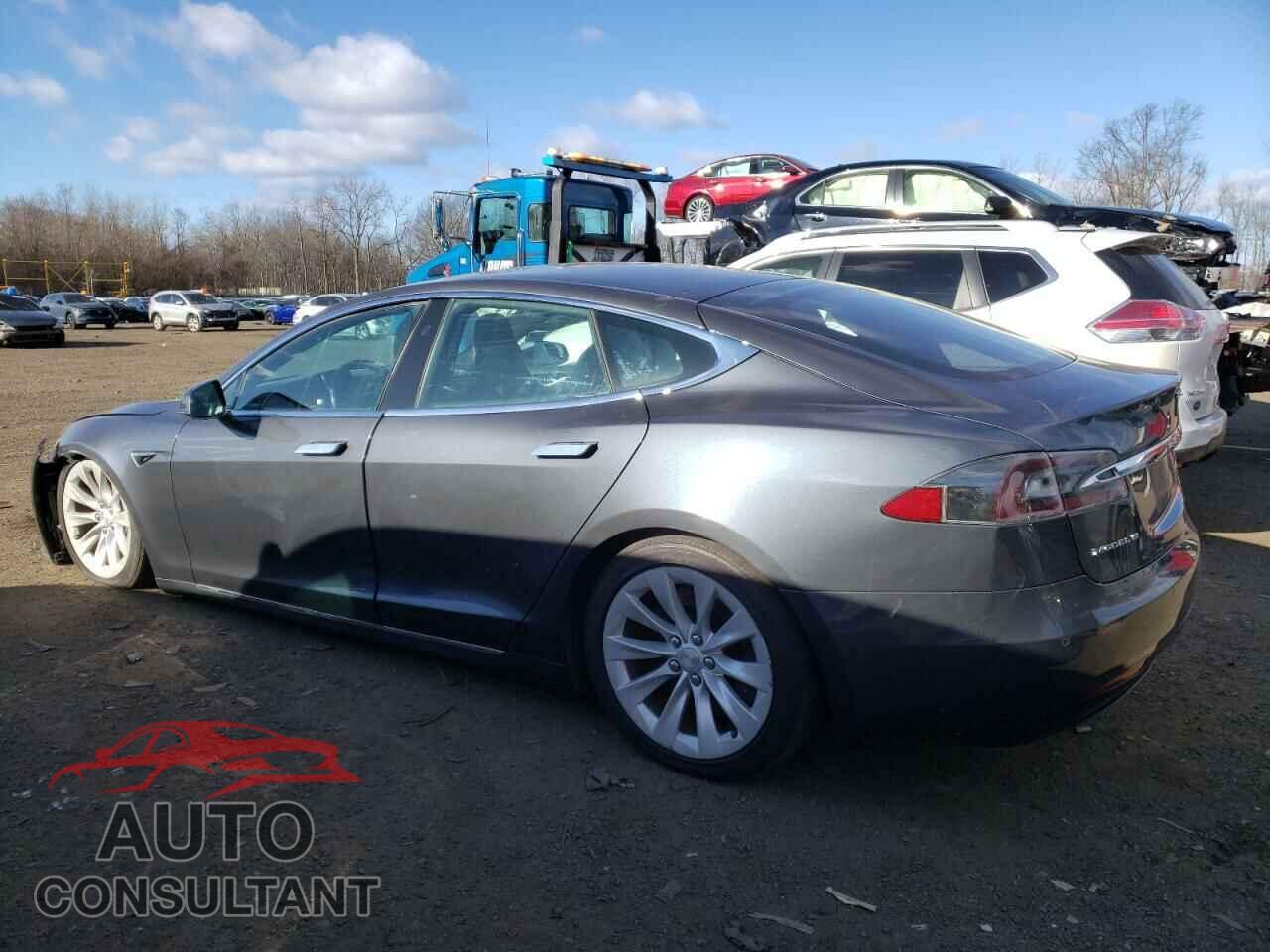 TESLA MODEL S 2017 - 5YJSA1E23HF211342