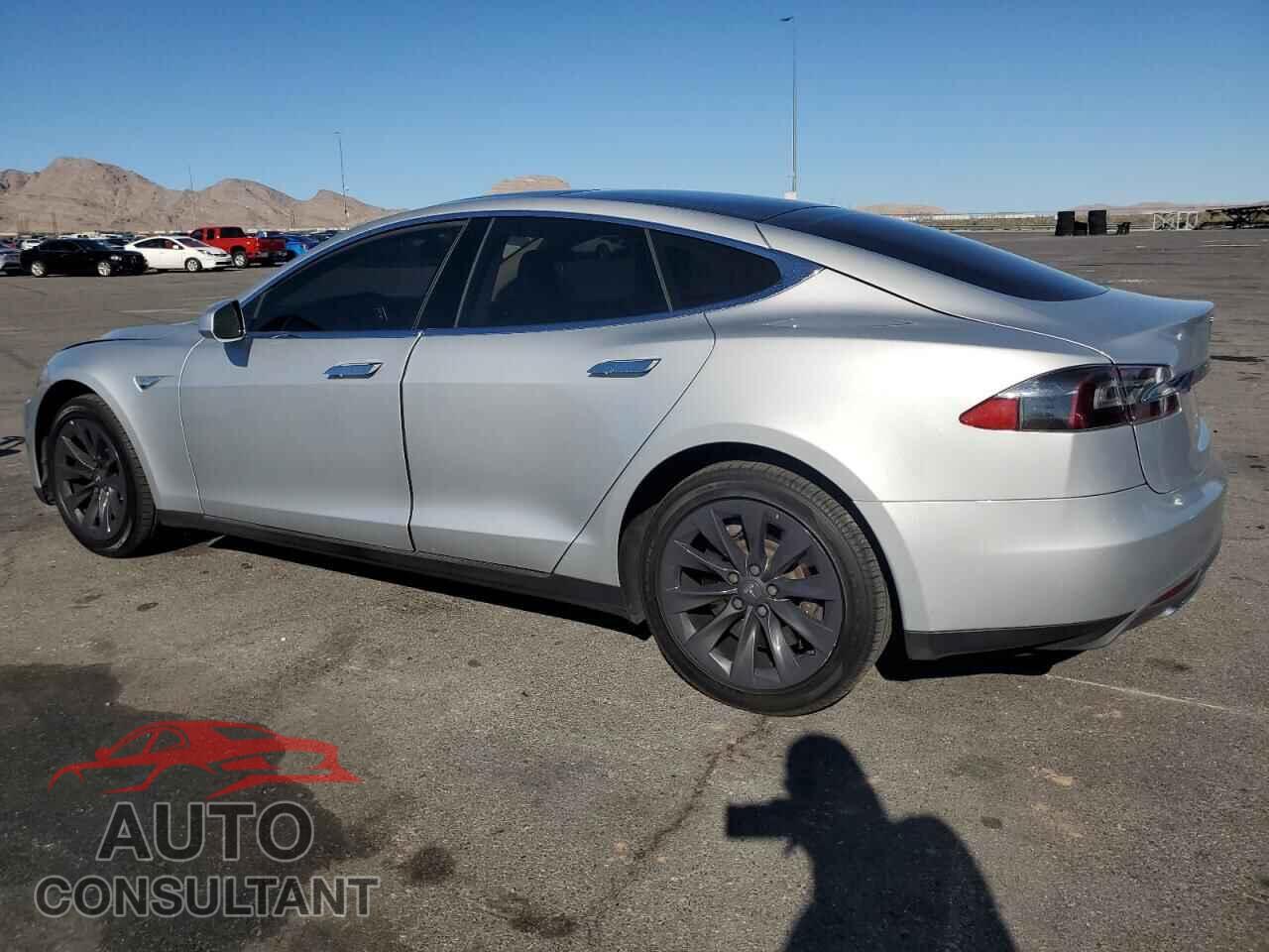 TESLA MODEL S 2013 - 5YJSA1CG2DFP09332