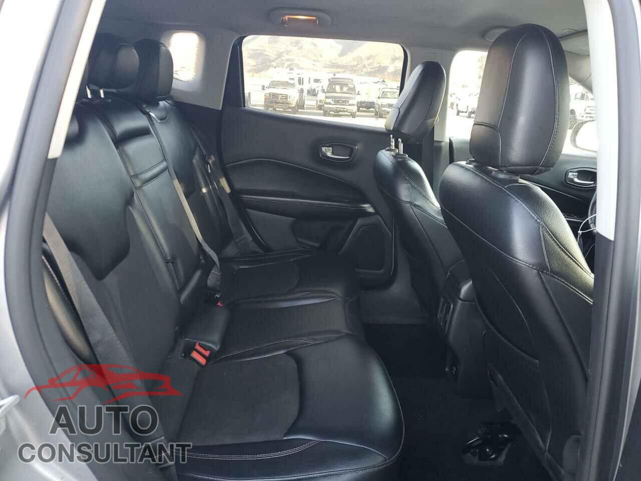 JEEP COMPASS 2017 - 3C4NJDBBXHT680948