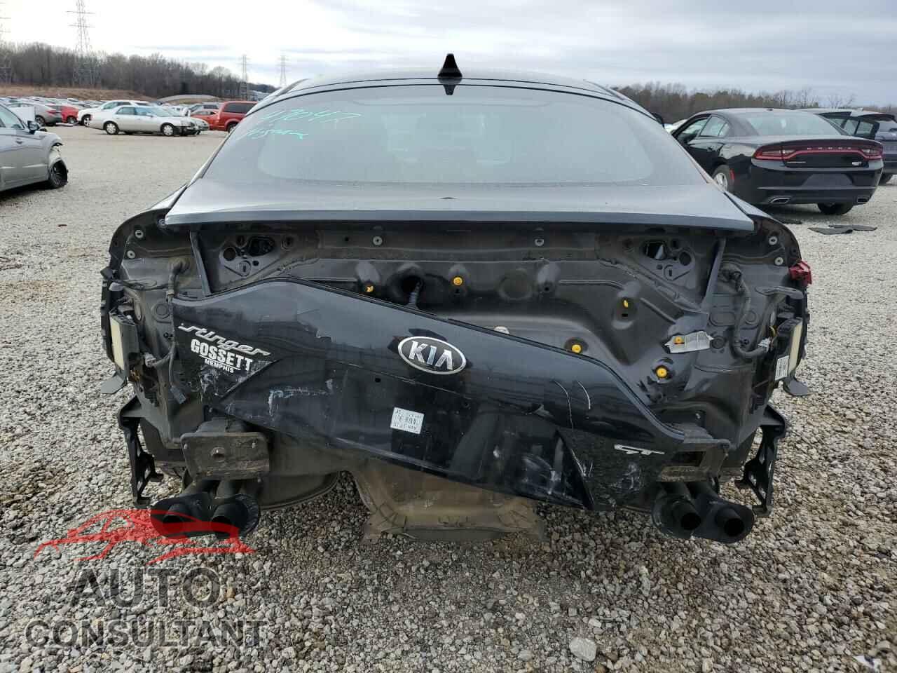 KIA STINGER 2019 - KNAE35LCXK6052653