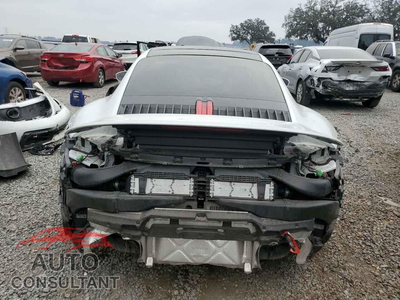 PORSCHE 911 2020 - WP0AA2A9XLS205571
