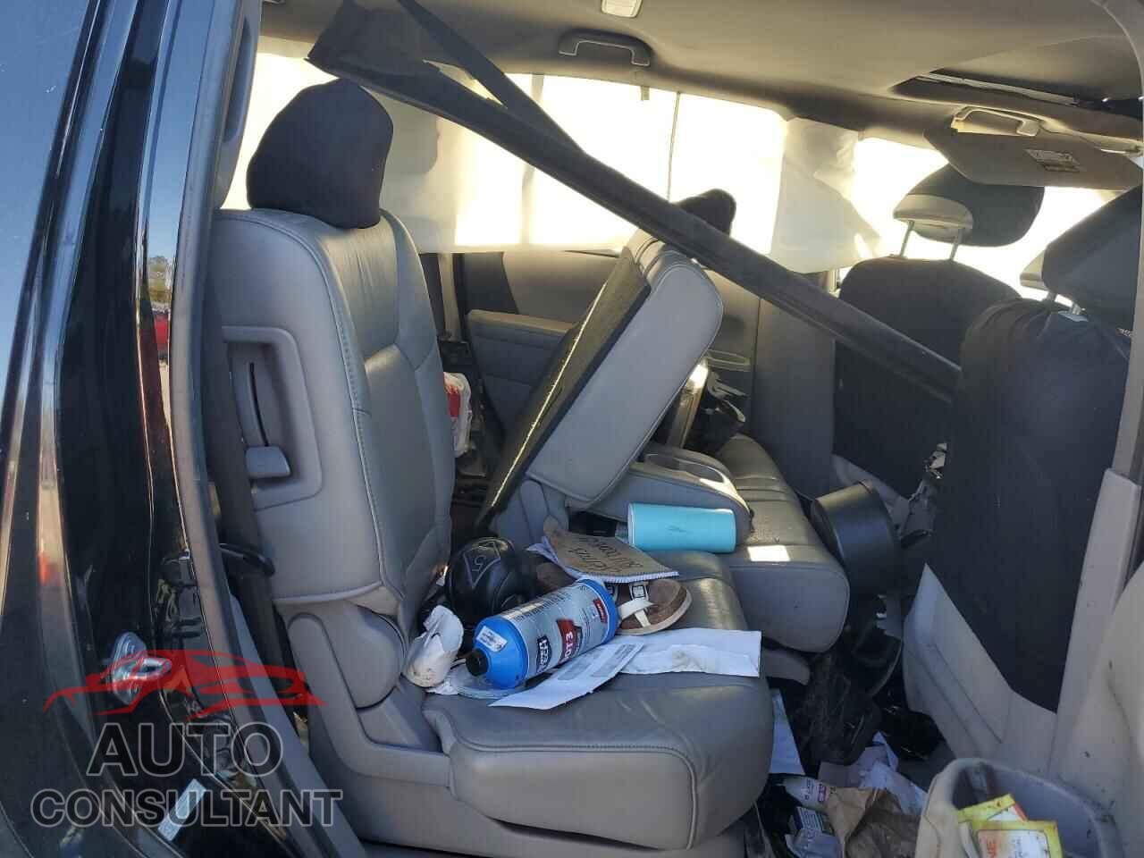 HONDA PILOT 2011 - 5FNYF3H59BB028368