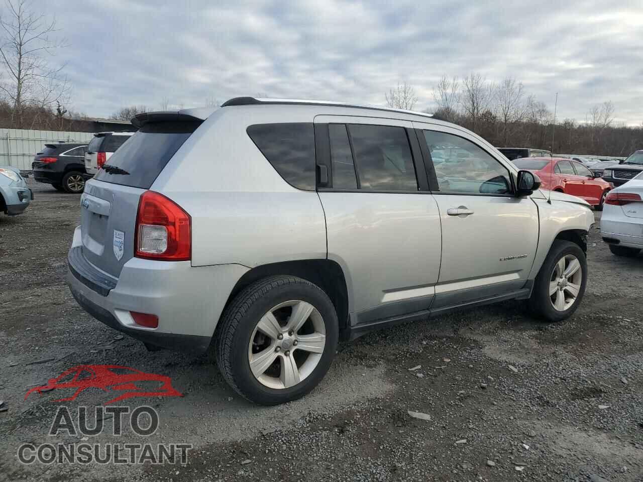 JEEP COMPASS 2011 - 1J4NF1FB2BD157442
