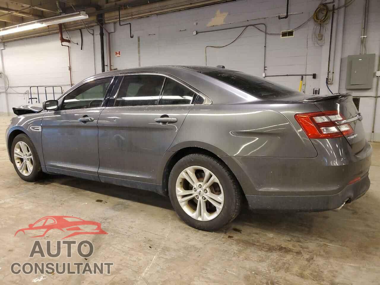 FORD TAURUS 2015 - 1FAHP2E81FG182483