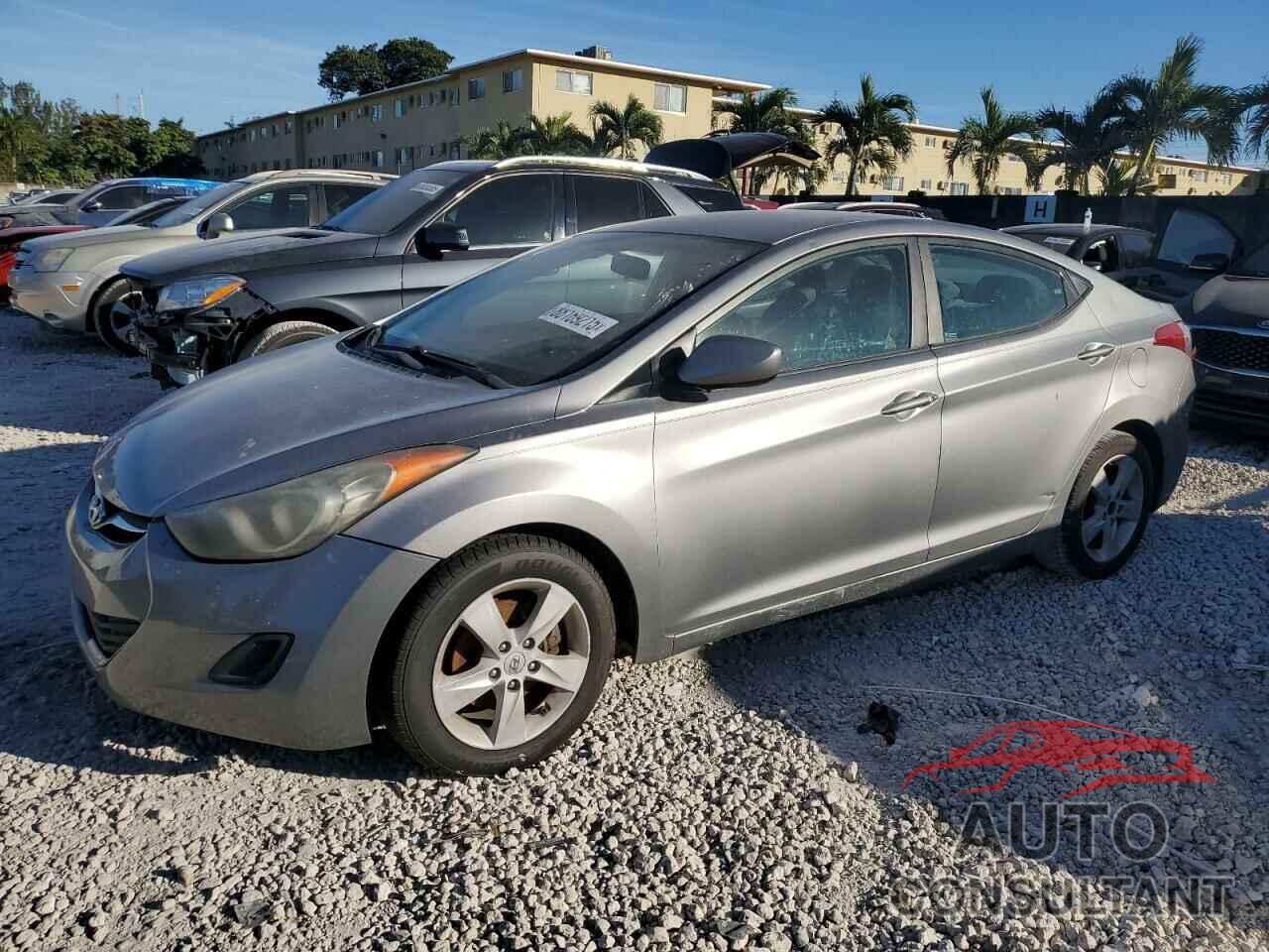 HYUNDAI ELANTRA 2011 - KMHDH4AE3BU158027