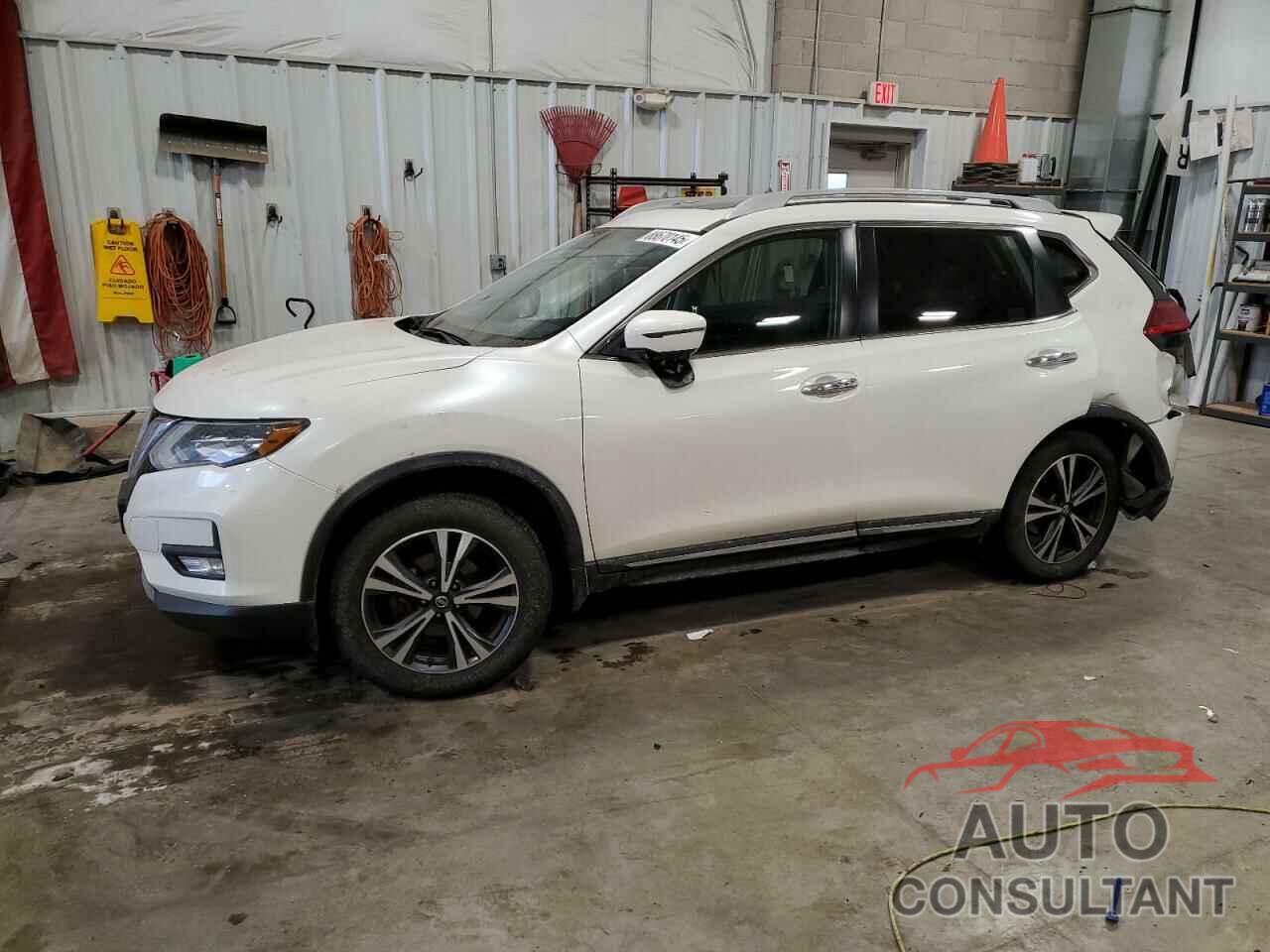 NISSAN ROGUE 2017 - 5N1AT2MV8HC746263