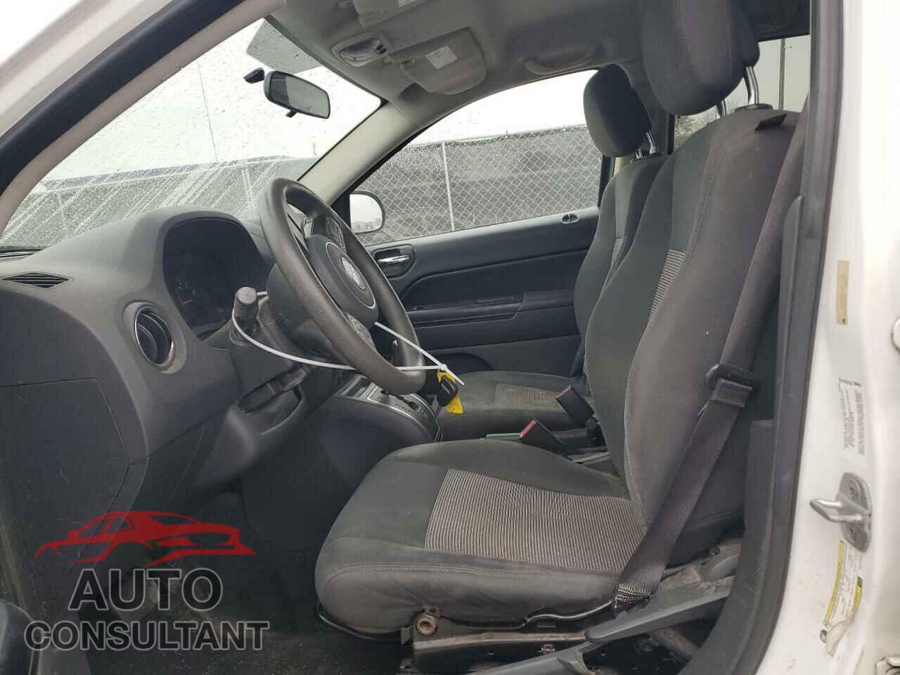 JEEP COMPASS 2013 - 1C4NJCBA4DD115709