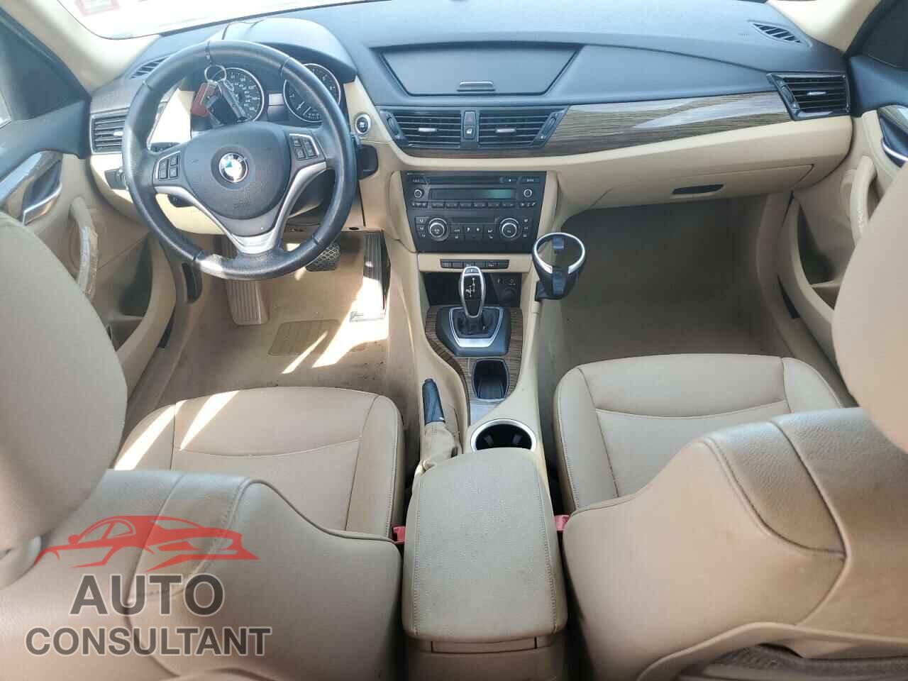 BMW X1 2013 - WBAVM1C50DVW44224