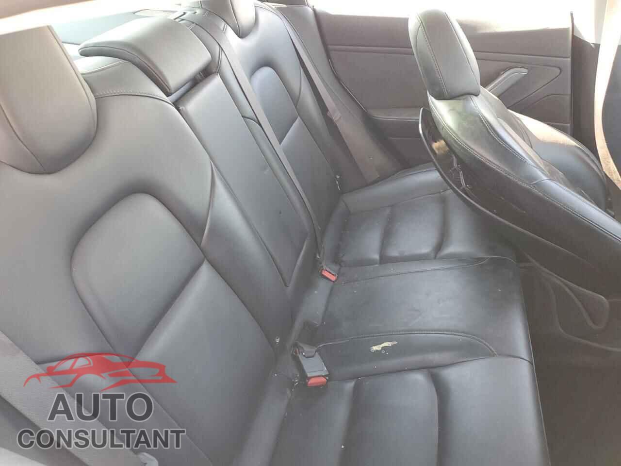 TESLA MODEL 3 2018 - 5YJ3E1EA6JF057232