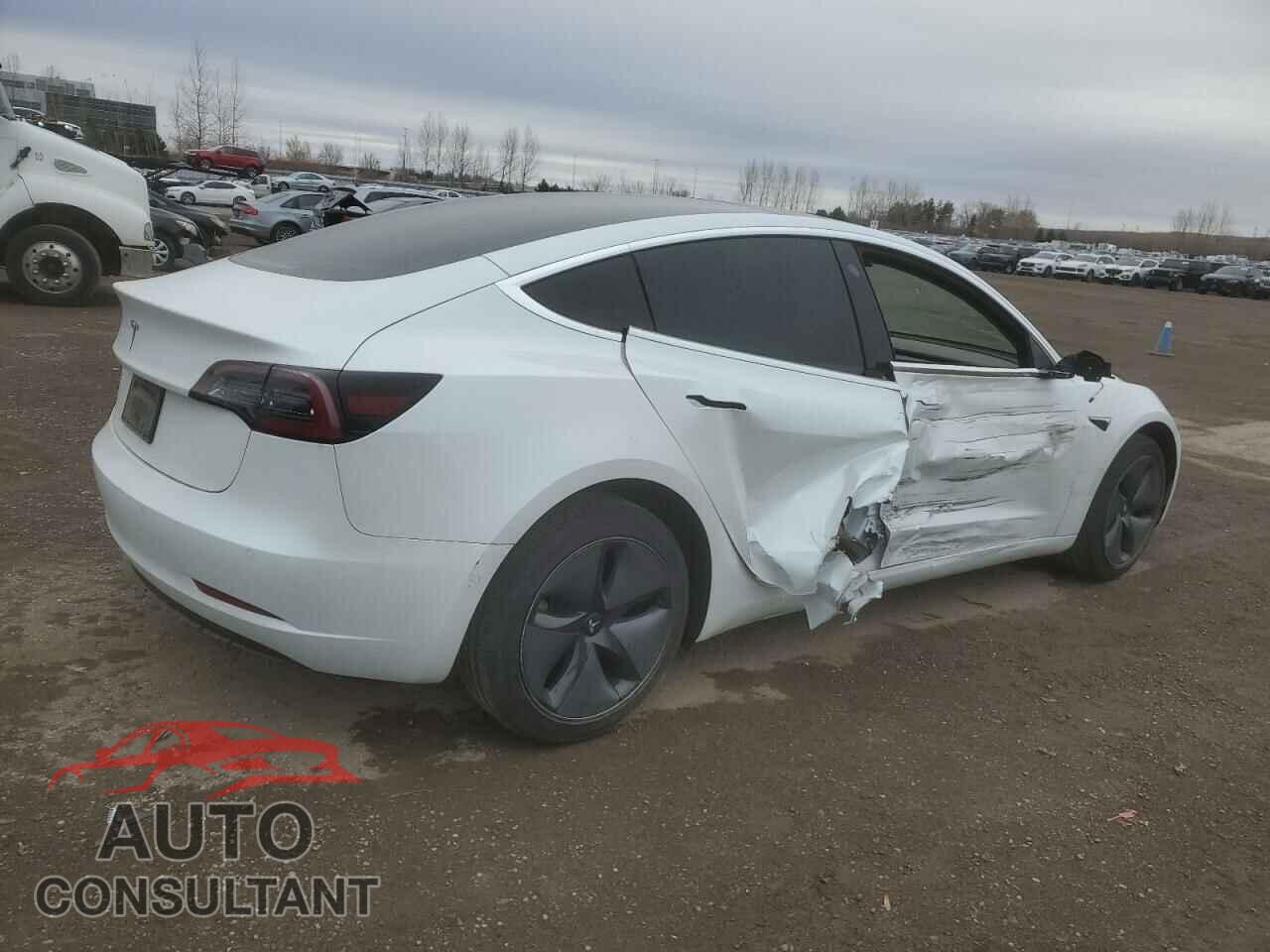 TESLA MODEL 3 2020 - 5YJ3E1EA4LF670033