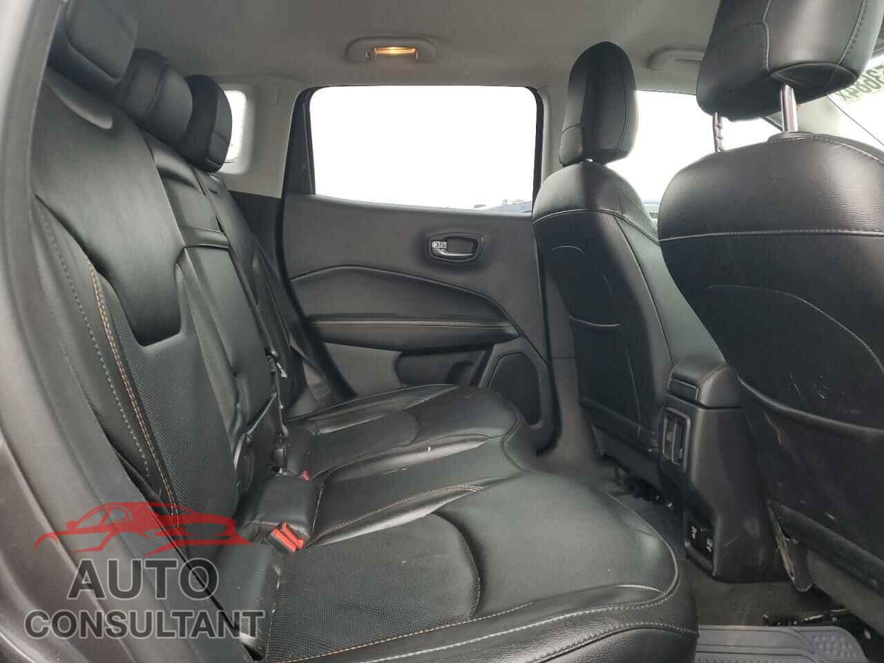 JEEP COMPASS 2020 - 3C4NJCCB6LT120975
