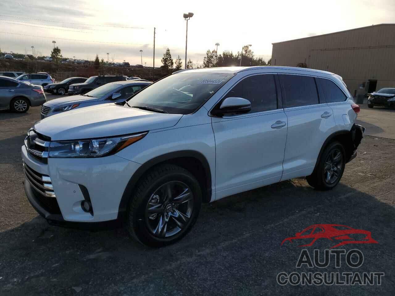 TOYOTA HIGHLANDER 2018 - 5TDYZRFH0JS248256