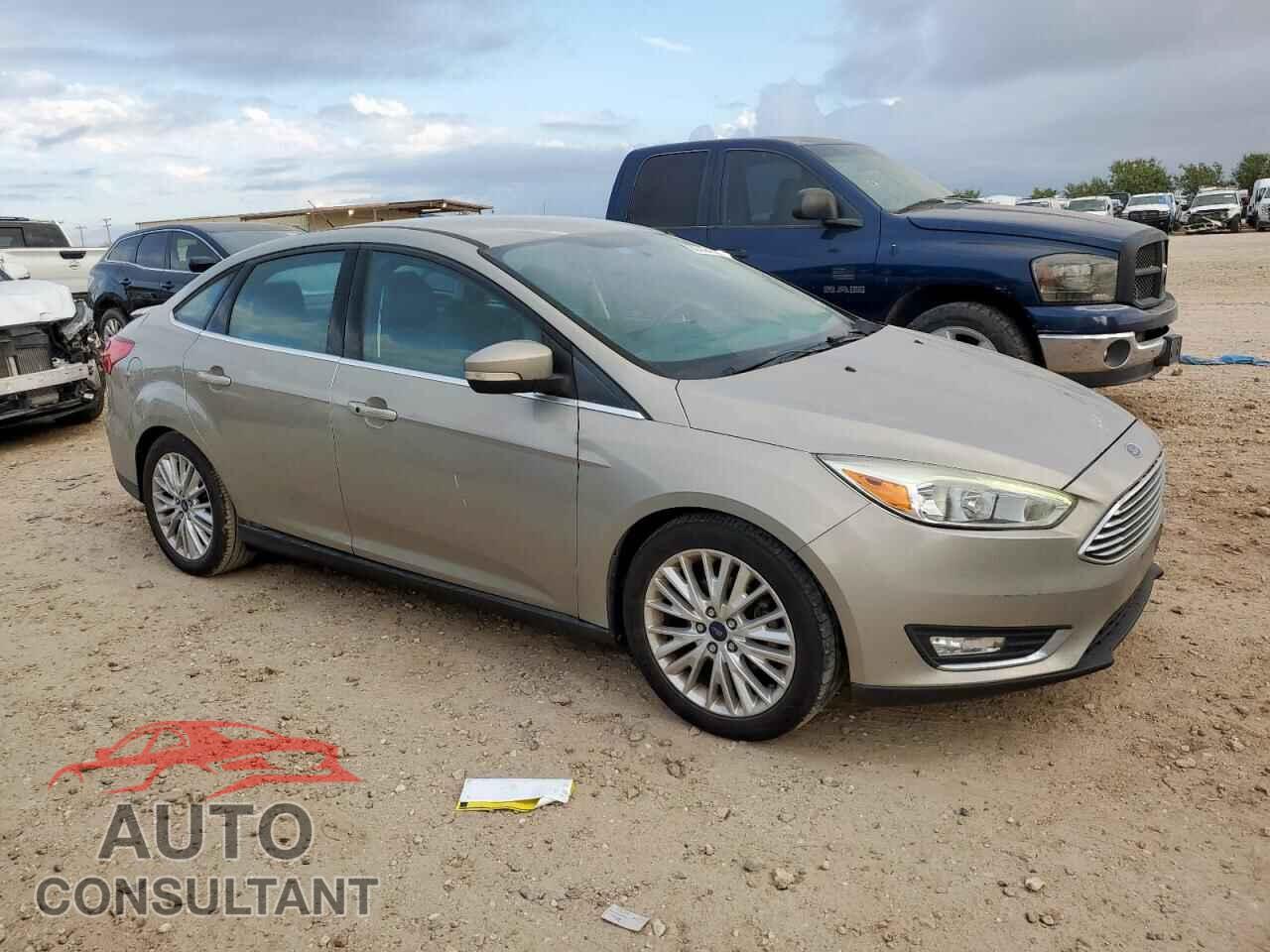 FORD FOCUS 2016 - 1FADP3J20GL314907