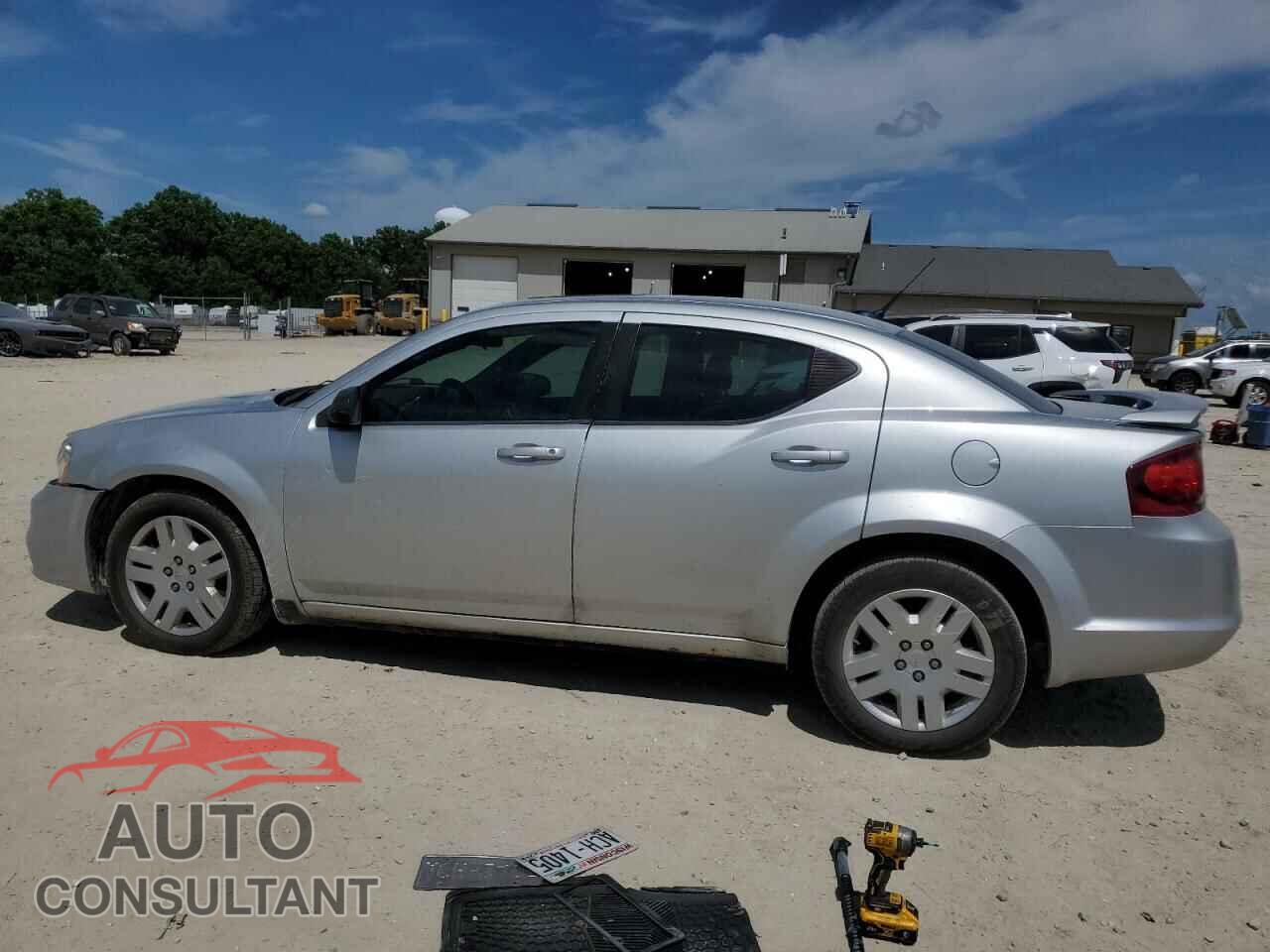 DODGE AVENGER 2011 - 1B3BD4FG7BN540087