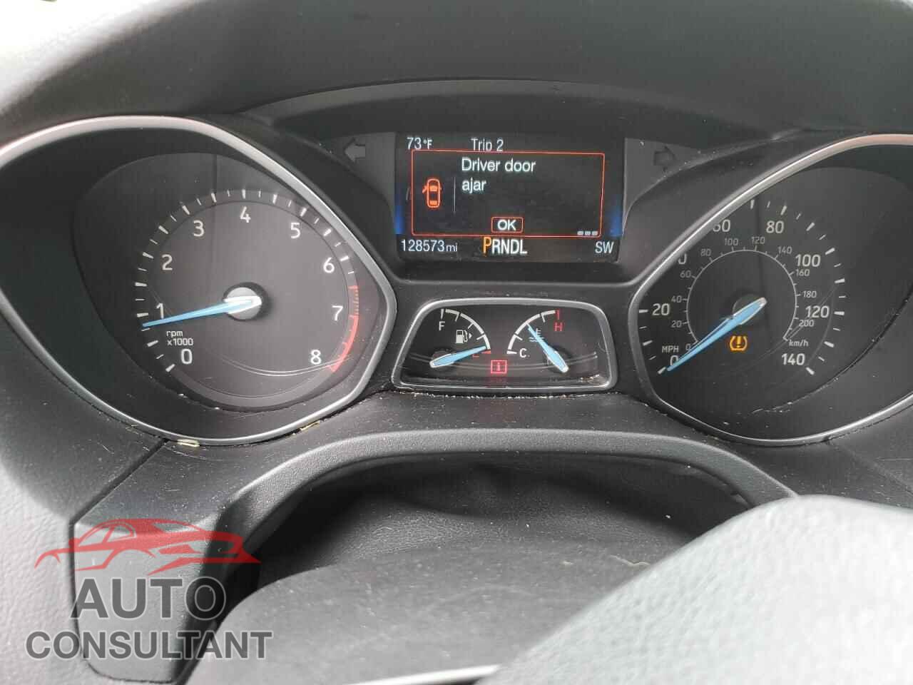 FORD FOCUS 2015 - 1FADP3F25FL204569