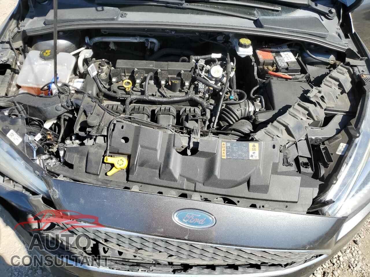 FORD FOCUS 2018 - 1FADP3E29JL211504