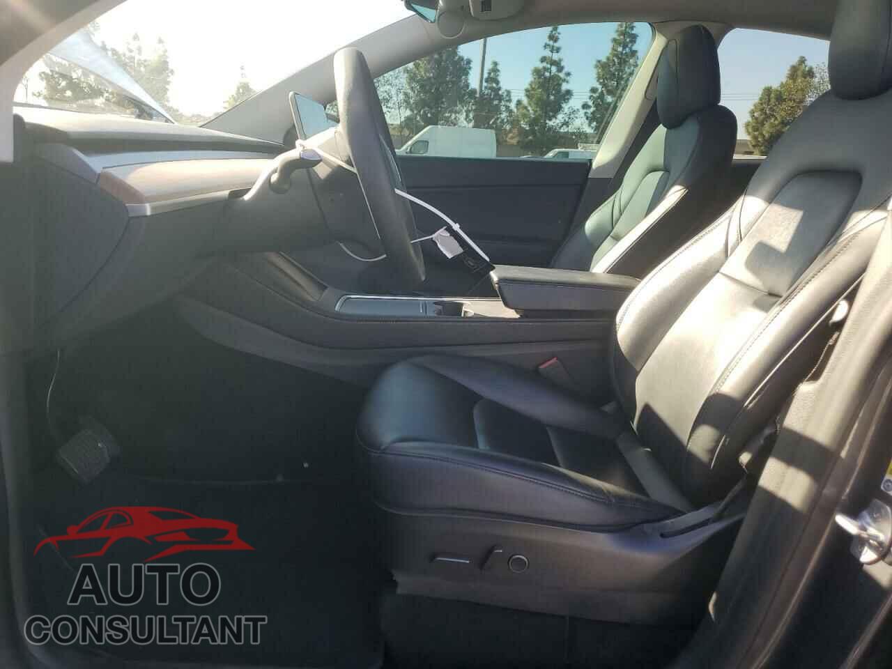 TESLA MODEL Y 2021 - 5YJYGDEE9MF218049
