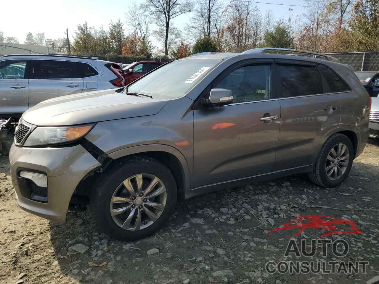 KIA SORENTO 2013 - 5XYKWDA21DG313766