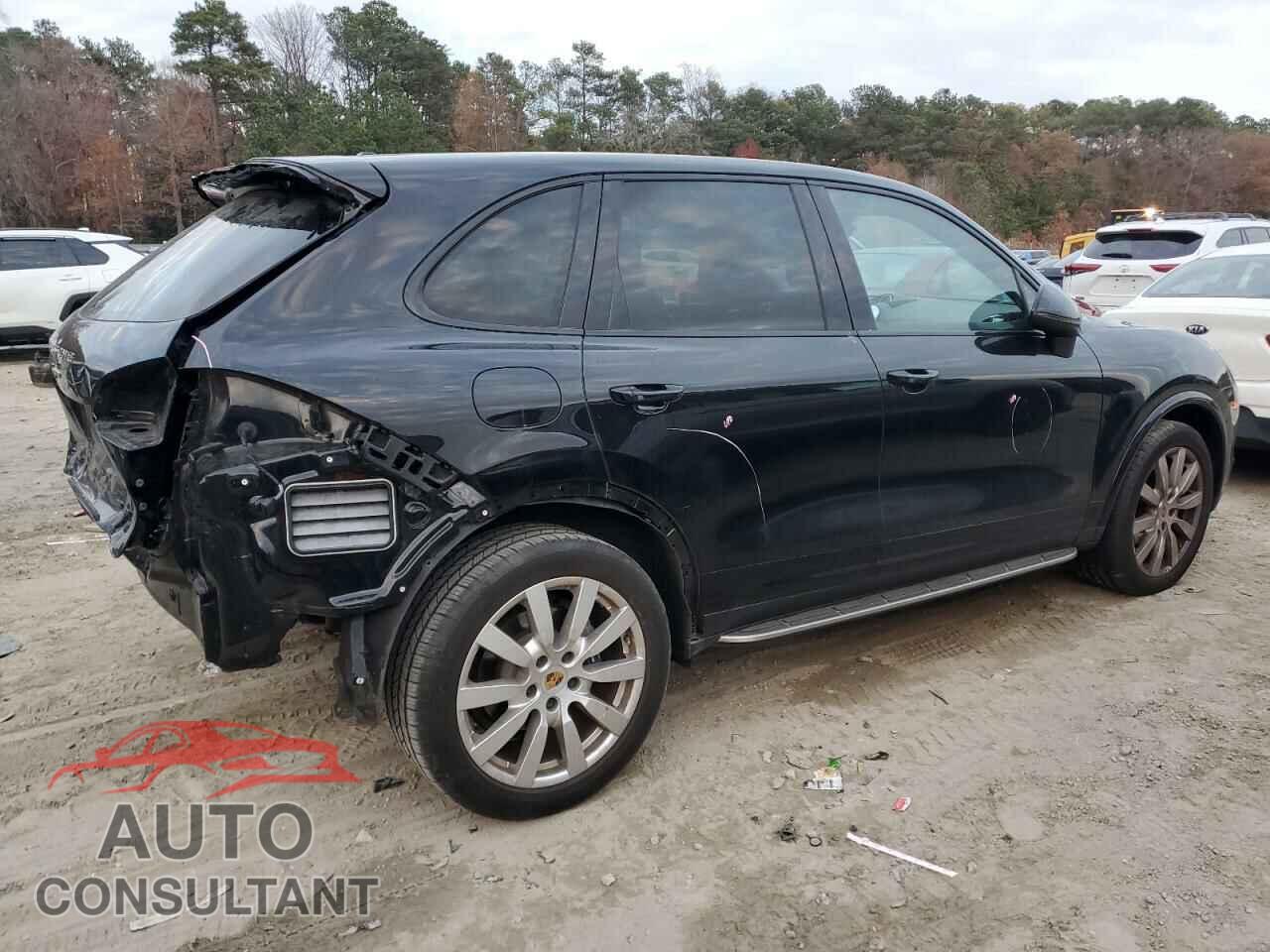 PORSCHE CAYENNE 2018 - WP1AA2A2XJKA07393
