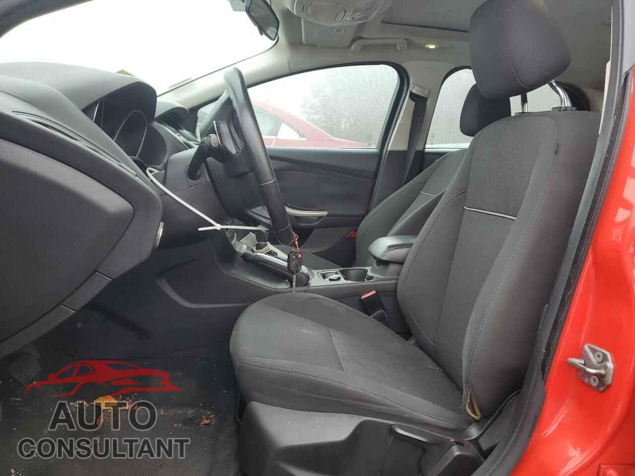 FORD FOCUS 2012 - 1FAHP3H24CL374335