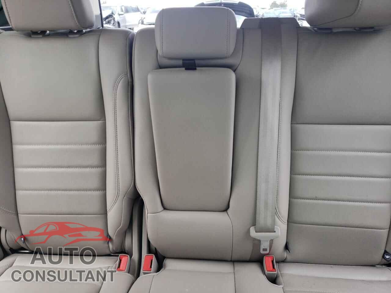FORD ESCAPE 2016 - 1FMCU0J96GUC04959