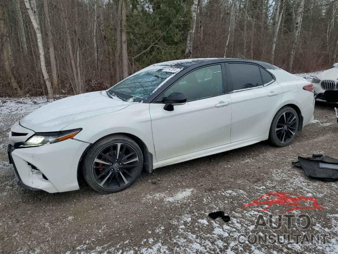 TOYOTA CAMRY 2018 - 4T1B61HK6JU122824