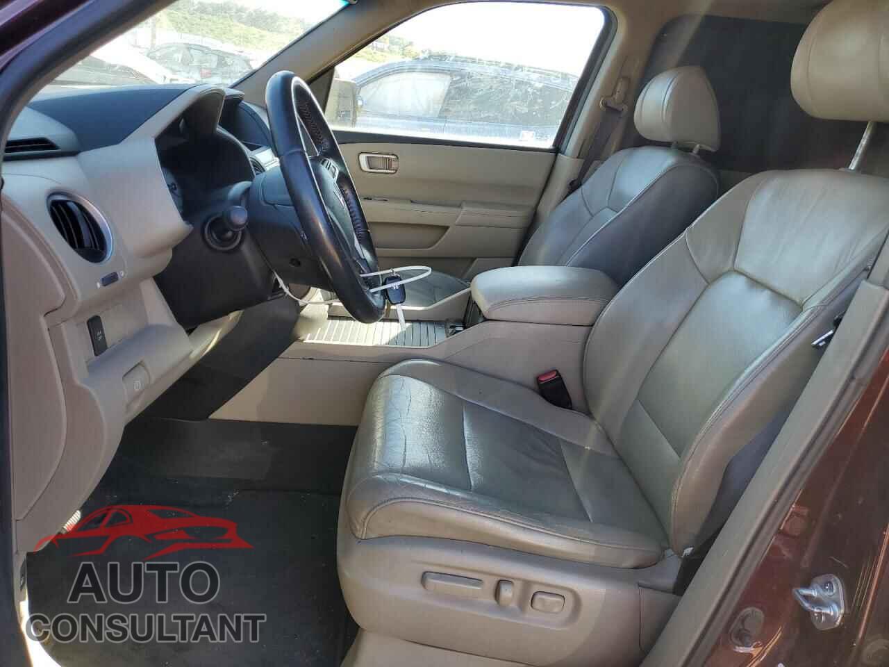 HONDA PILOT 2011 - 5FNYF4H61BB015466
