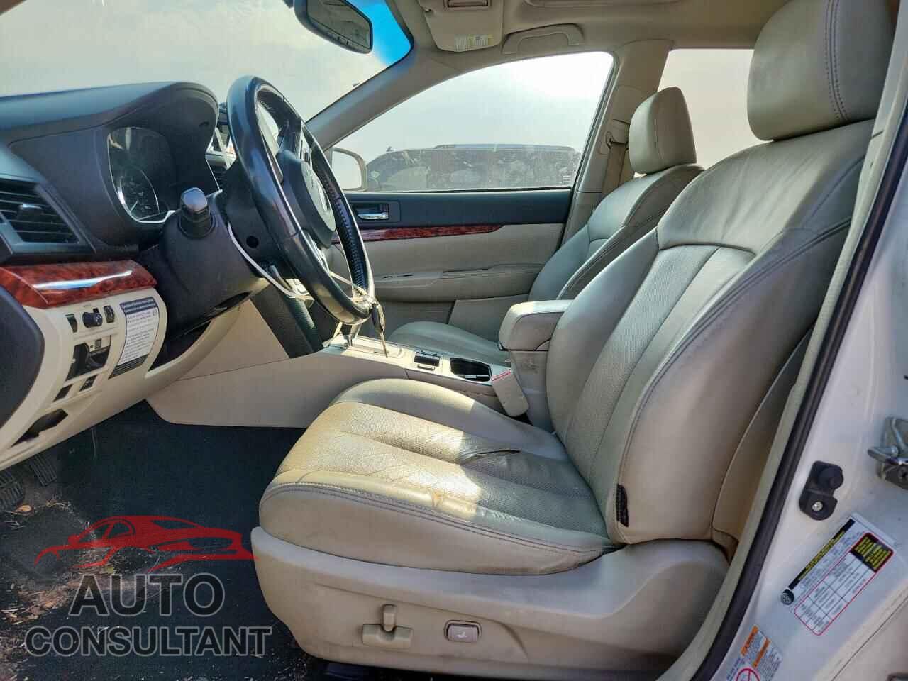 SUBARU OUTBACK 2011 - 4S4BRBLC1B3317475