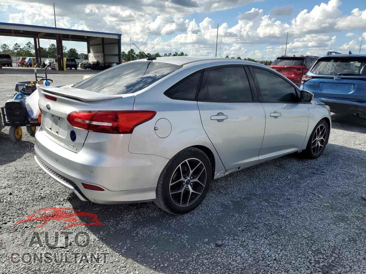 FORD FOCUS 2016 - 1FADP3F26GL242135