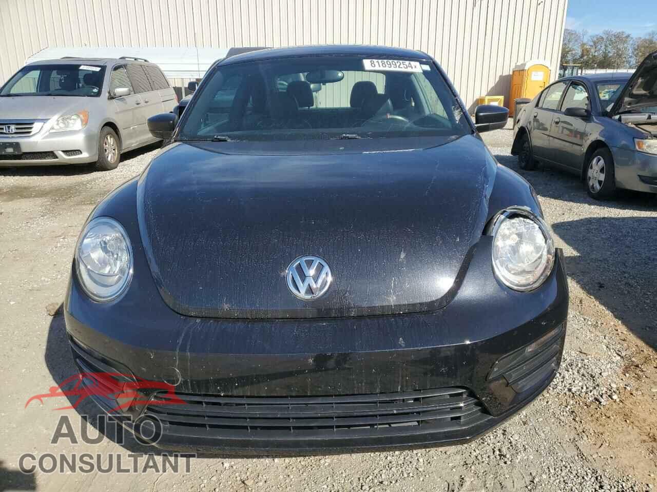 VOLKSWAGEN BEETLE 2017 - 3VWF17AT3HM633252