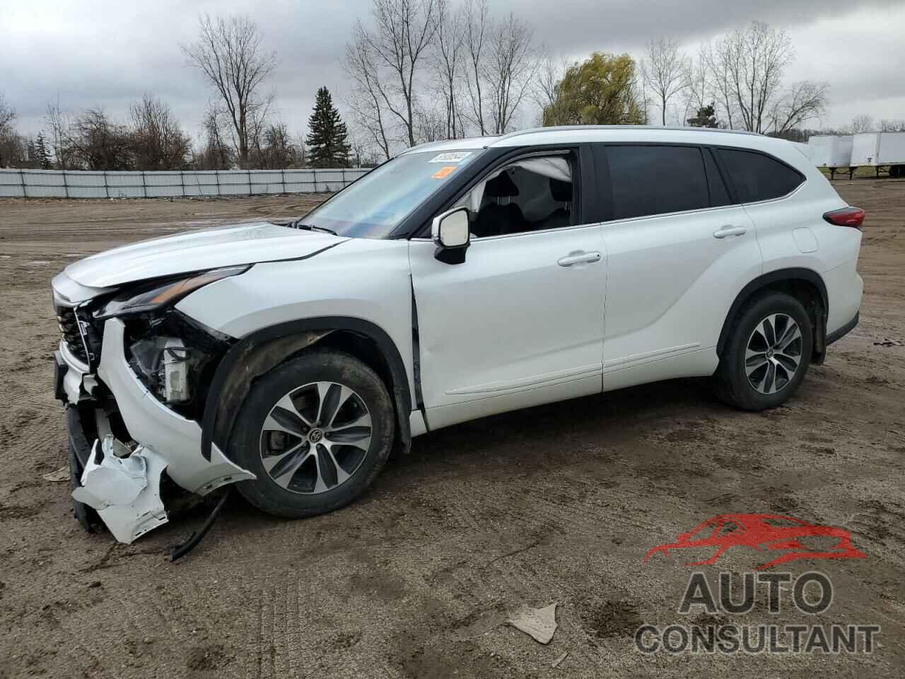 TOYOTA HIGHLANDER 2022 - 5TDGZRBH5NS235560