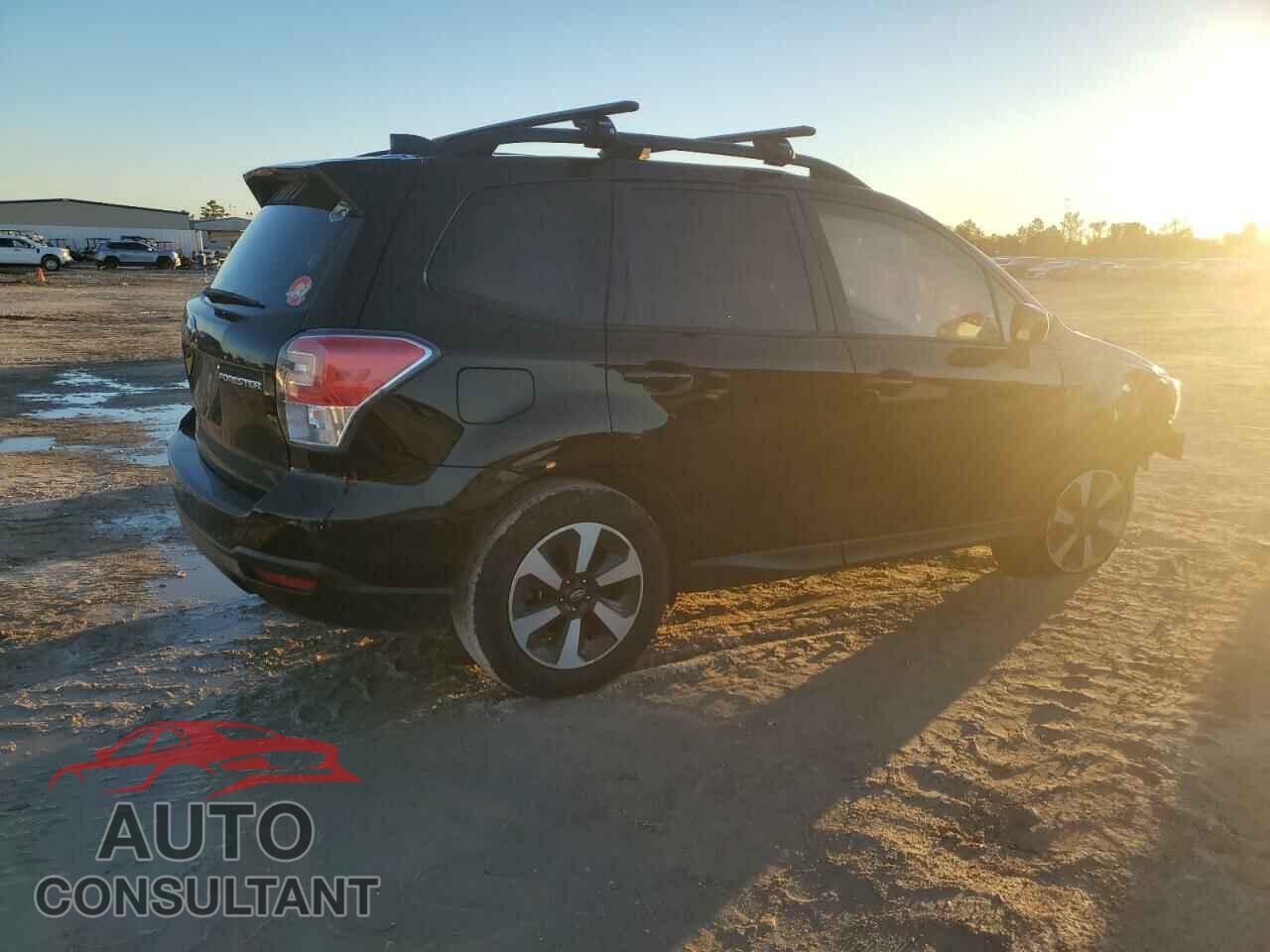 SUBARU FORESTER 2018 - JF2SJAEC8JH520403