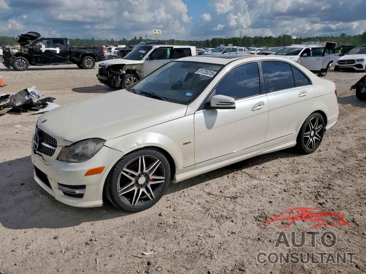 MERCEDES-BENZ C-CLASS 2012 - WDDGF4HB8CA632310