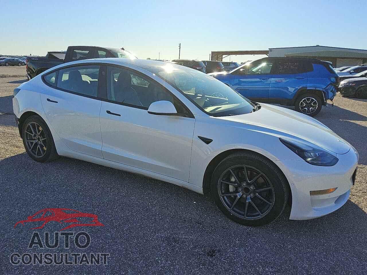 TESLA MODEL 3 2022 - 5YJ3E1EA6NF189400
