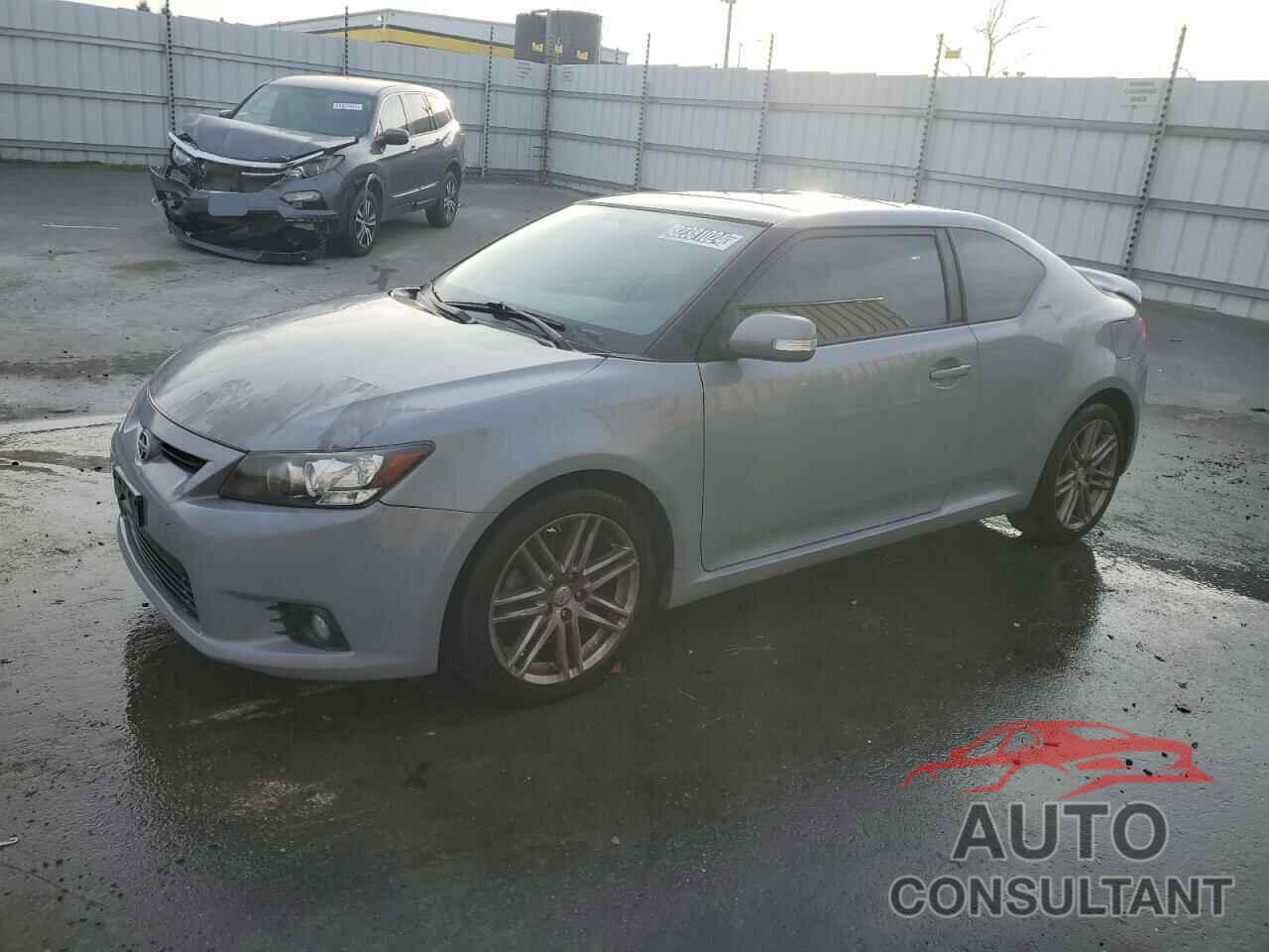 TOYOTA SCION 2011 - JTKJF5C77B3018739