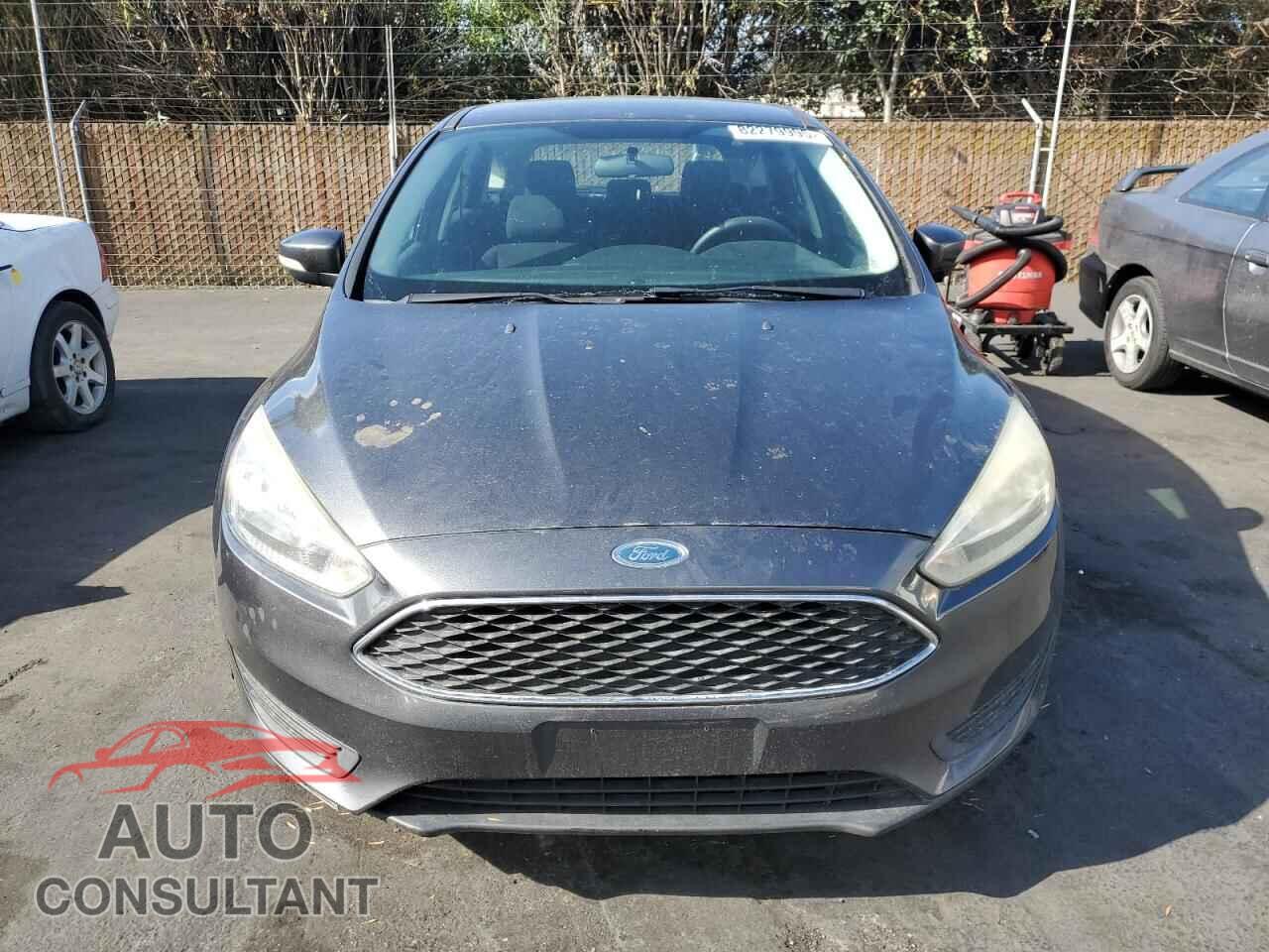 FORD FOCUS 2016 - 1FADP3K22GL339130