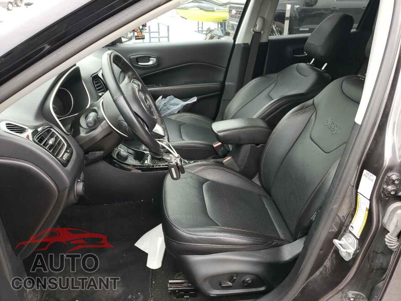 JEEP COMPASS 2019 - 3C4NJDCB2KT775512