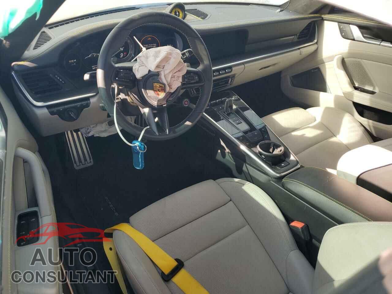 PORSCHE 911 2022 - WP0AD2A97NS255158