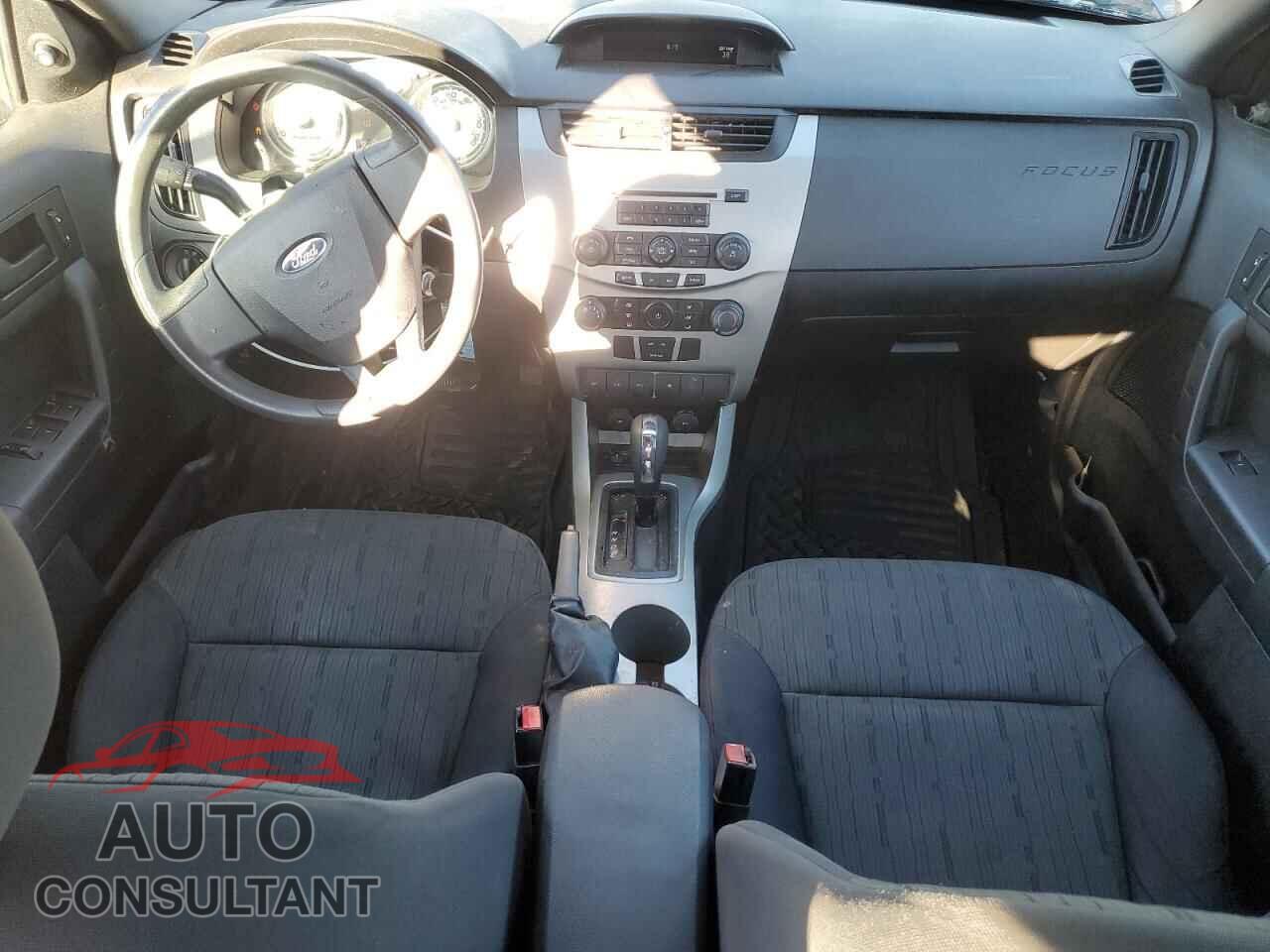 FORD FOCUS 2010 - 1FAHP3FN8AW285229