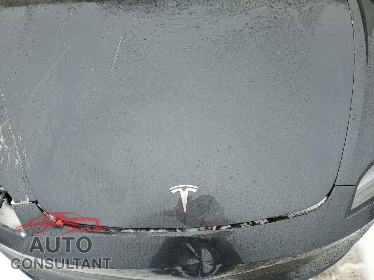 TESLA MODEL 3 2024 - 5YJ3E1EB0RF744484