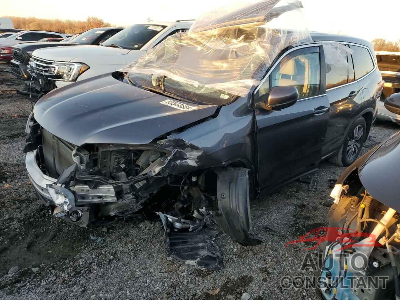 HONDA PILOT 2017 - 5FNYF6H30HB081629