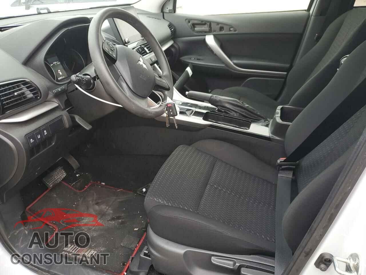 MITSUBISHI ECLIPSE 2023 - JA4ATVAA1PZ040748